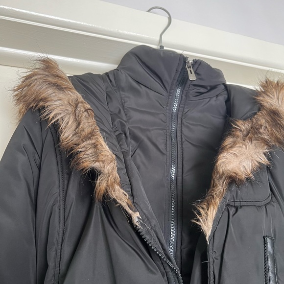 Faux fur women’s parka in black size Small- Haight and Ashbury - Picture 3 of 9